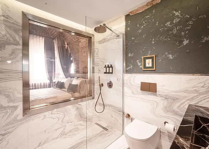 Stone Galata Hotel 5*